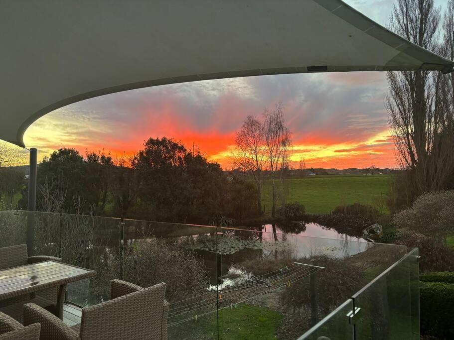 הוילה מטאמאטה Hobbiton Countryside Sanctuary מראה חיצוני תמונה